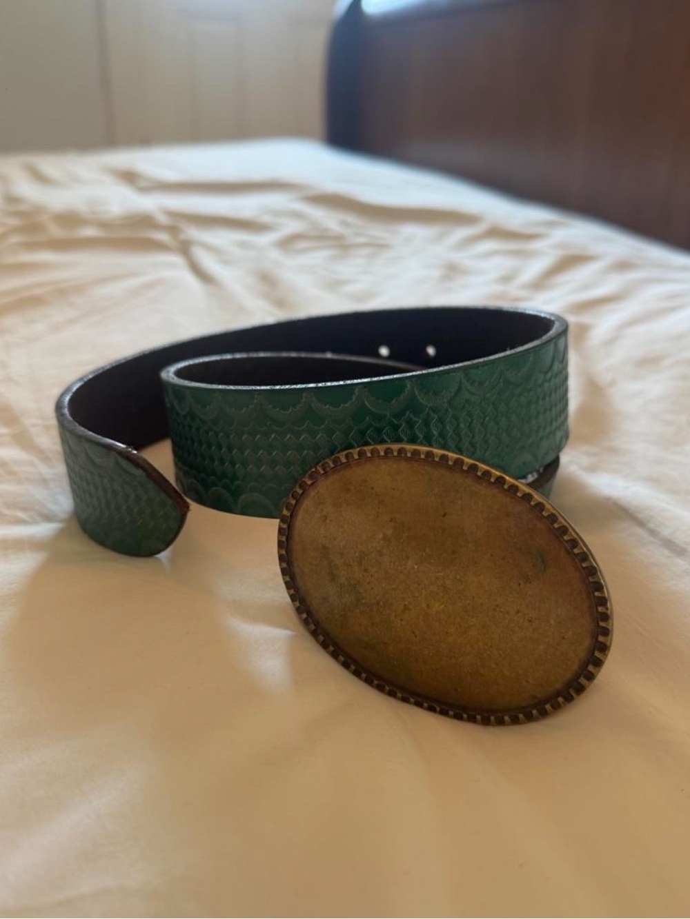 We The Free Women’s Green Textured Leather Belt Size XS/S